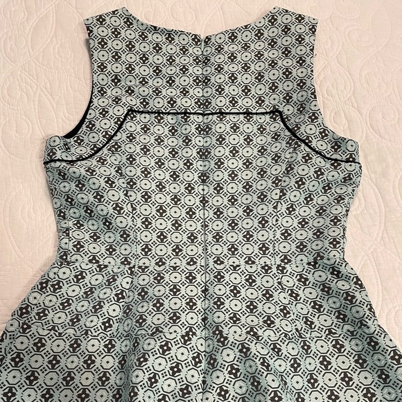 Club Monaco Dress Size 2 - Picture 7 of 11